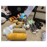 YARN 3 PAIR OF SHOES POLKA DOT FLORAL ORGANIZER