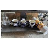NO SLIP LINER, 3 MUGS BOLESLAWIEC POLISH POTTERY