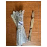 WALLACE SILVER PLATE KNIVES UNUSED 12 TOTAL