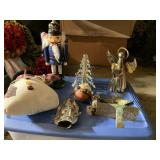 CHOC. MOLD, NUTCRACKER, ANGEL, TREE W/ TOTE