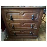 VICTORIAN WALNUT 30IN WIDE 16D 32H