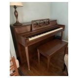 PIANO RUDOLPH WURLITZER WITH BENCH