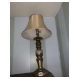 PILLAR STYLE LAMP W/ BALL CENTER AND SHADE