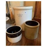 10-GAL CROWN CROCK NO CRACKS 2 CROCKS HAS