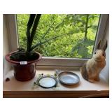 ARTIFICIAL BLOOMING PLANT ADORABLE BUNNY BEADED