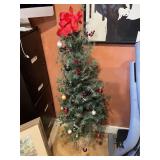 CHRISTMAS TREE WITH LIGHTS