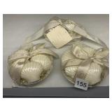 LENOX SOAP DISH W/ SOAPS