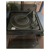 GIRARD TURNTABLE MODEL SL-55
