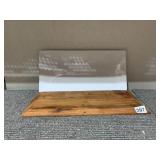 EVERYDAY WHITE FITZ AND FLOYD PLATTER W/ WOOD