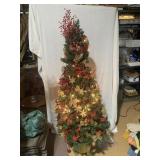 BEAUTIFULLY DECORATED 6