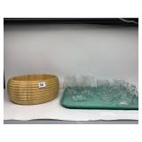 LARGE WOOD SALAD BOWL, 5 STEMLESS WINE GLASSES