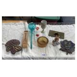 METAL SANDWICH PRESS, METAL POTHOLDERS, AMBER