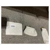 WHITING DAVIS 3 PC. BAGS