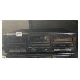 KENWOOD STEREO DOUBLE CASSETTE DECK KX-W1060