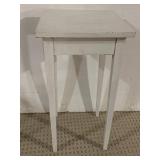 WHITE PAINTED STAND 15" W X 28.5" H X 15" D
