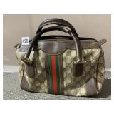 GUCCI PURSE SHOWS WEAR AND PEELING