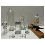 HORN BOAT, WOOD DISPLAY STAND, STOPPERS, HAZELL