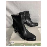 NICKLES SOFT BLACK LEATHER SHORT BOOTS, 8.5, ZIP