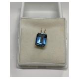 LONDON BLUE TOPAZ 3.99CT PENDANT IN 14K GOLD