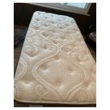ADJUSTABLE BED BY LEGGETT & PLATTE WITH MATTRESS