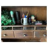 METAL MUG, FLASHLIGHTS, ETC.