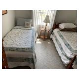 2 MATCHING TWIN SIZE QUILT/BEDSPREADS