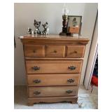 4 DRAWER WOOD DRESSER