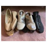 MERRELL, LIZ SPORT, SHOES GENTLY WORN