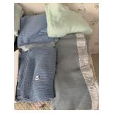 TWIN SIZE BLANKETS