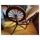 ANTIQUE SPINNING WHEEL