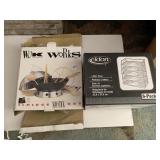 WOK WORKS IN BOX, LETTER HOLDER