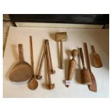 WOOD KITCHEN UTENSILS