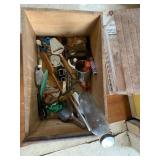 CHEESE CUTTER, WOOD SHAKERS, HONEY