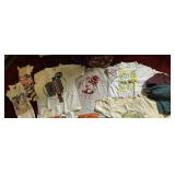 VINTAGE T SHIRTS INCLUDING WHEREï¿½S WALDO, ROGER