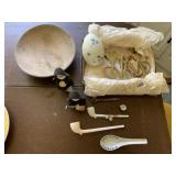 PIPES, SPOON, 2 NUN FIGURES NAPCO, HAND DECORATED