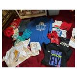 VINTAGE T SHIRTS INCLUDING LEVIS BUTTON YOUR FLY,