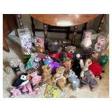ASSORTED STUFFED ANIMALS