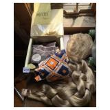 WOMENï¿½S WIGS IN ORIGINAL BOX