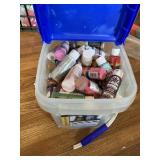 TOTE WITH LARGE ASSORTMENT OF ACRYLIC PAINTS