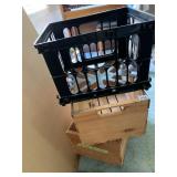 WOOD CRATES AND PLASTIC CRATE