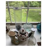 LADY BUG TEA POT, VASES, VASE FILLER