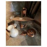 HANGING COPPER LIGHT FIXTURE