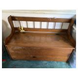 LIFT TOP WOOD BENCH