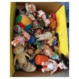 BOX OF ASSORTED VINTAGE TOYS INCLUDING STRAWBERRY