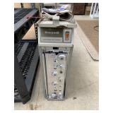 HONEYWELL F50 A/B UNUSED AIR CLEANER UNINSTALLED