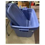 EXTRA LARGE RUBBERMAID ROUGHNECK STORAGE TOTES