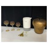 GIANT GOLD TONE APPLE, BUFFALO PLAID CERAMIC