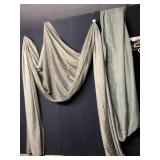 LARGE DRAPE SWAGS 3 PANELS