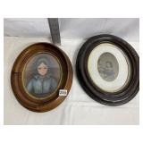 TWO ANTIQUE OVAL FRAMES W/ PRINT AND PHOTOGRAPH