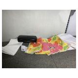 VINTAGE NAPKINS, ZIPPER WALLET